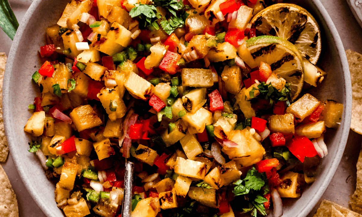 Easy Grilled Pineapple Salsa: The Ultimate Summer BBQ Topping